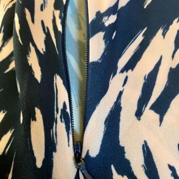 SALE💞NWT TAILORED GORGEOUS ALI & JAY BLOUSE. STRATEGIC DARTS FOR A PERFECT FIT. - Picture 6 of 11